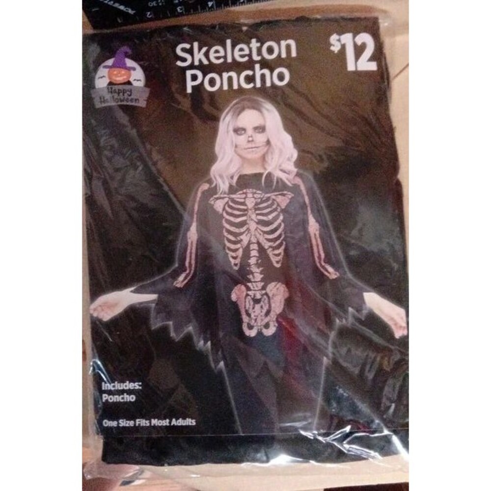 Costume
